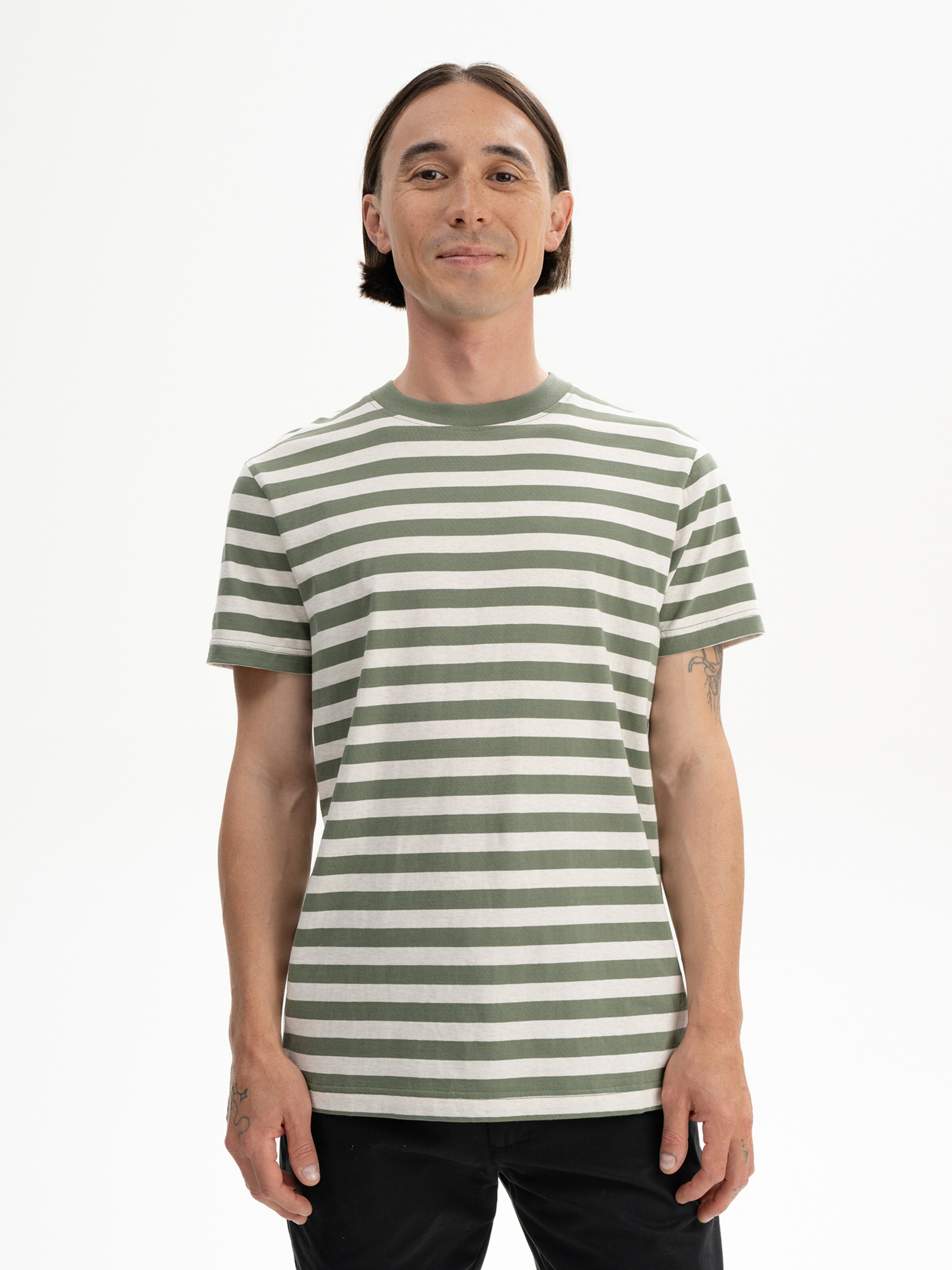 Maglietta 'AVAN' di MELA in verde