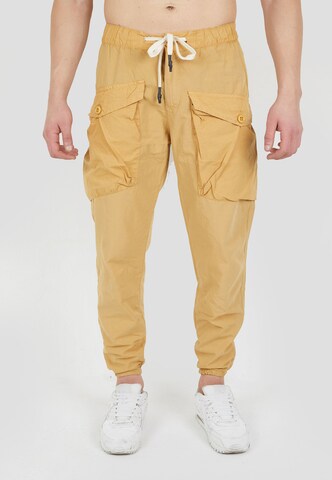 Tom Barron Tapered Broek in Geel: voorkant