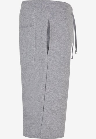 Urban Classics Regular Pants in Grey