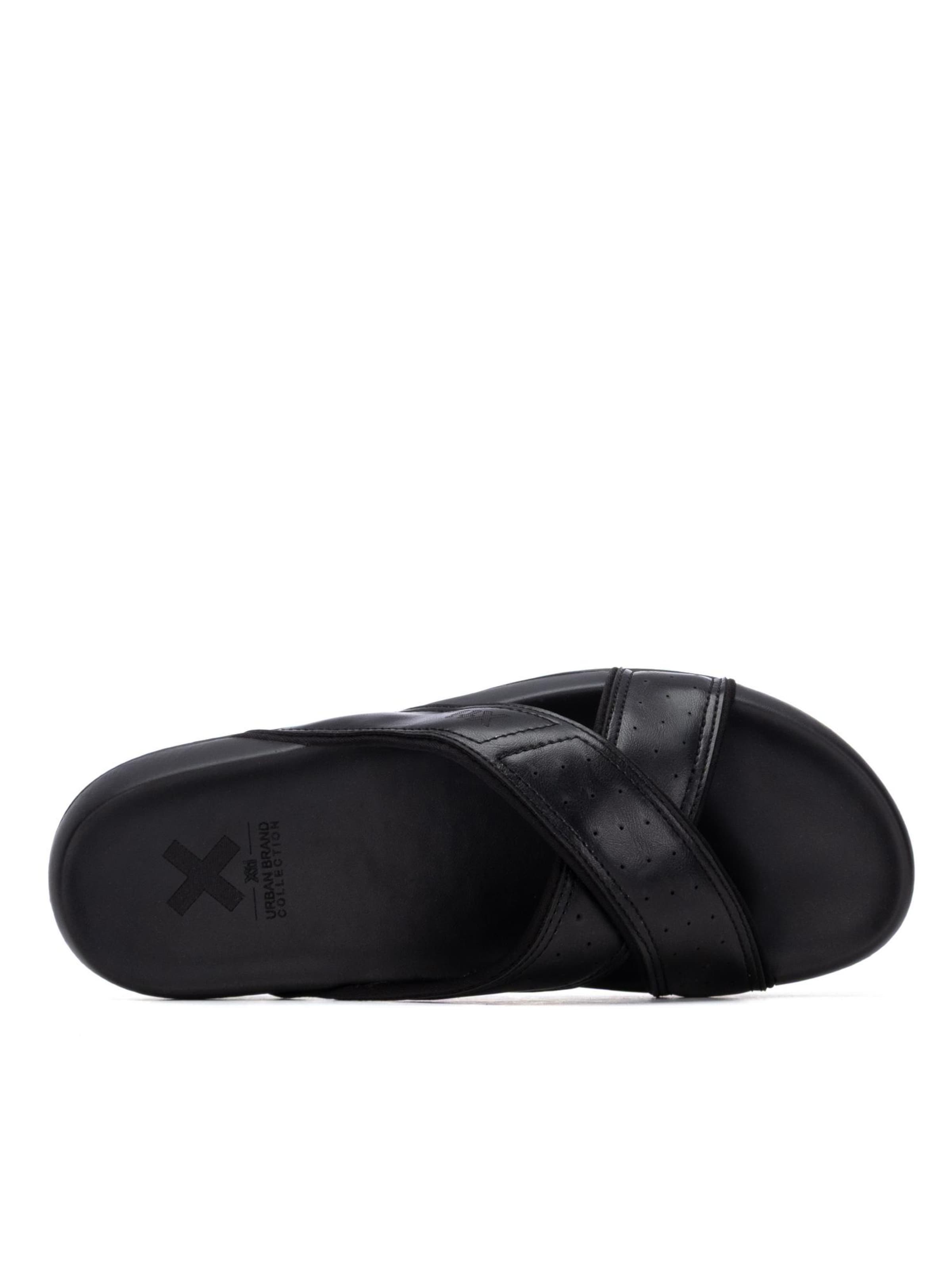 Xti Sandals in Black