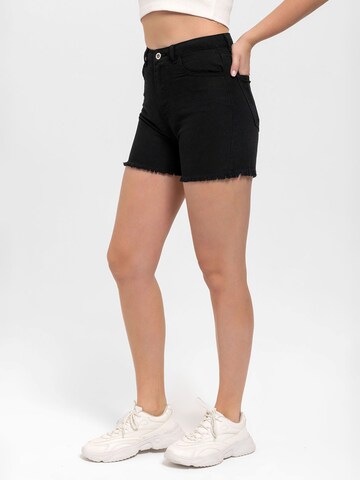 Regular Pantaloni de la By Diess Collection pe negru