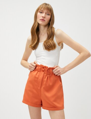 Koton Regular Broek in Oranje
