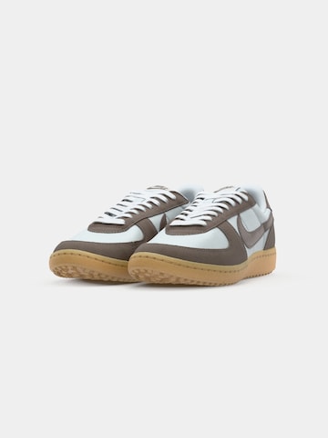 Nike Sportswear Nízke tenisky 'FIELD GENERAL' - Sivá