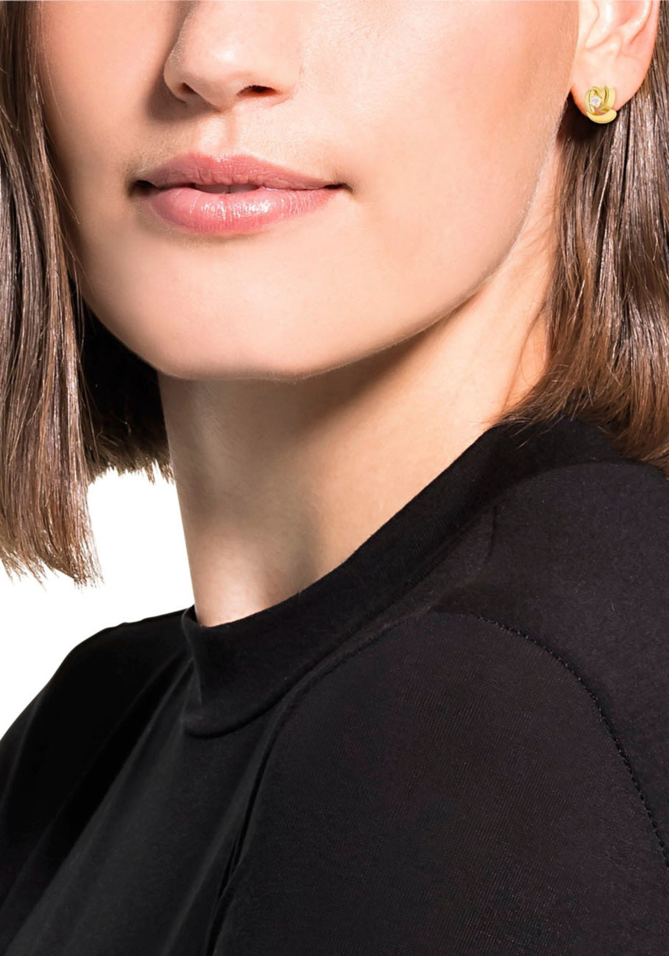 AMOR Earrings in Gold: front