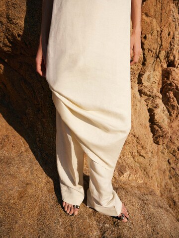 EDITED Dress 'Mohini' in White