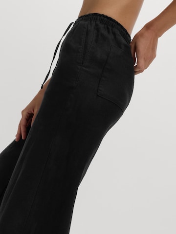 Wide Leg Pantalon Marks & Spencer en noir