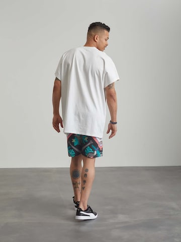 ABOUT YOU x Benny Cristo - Camisa 'Jake' em branco