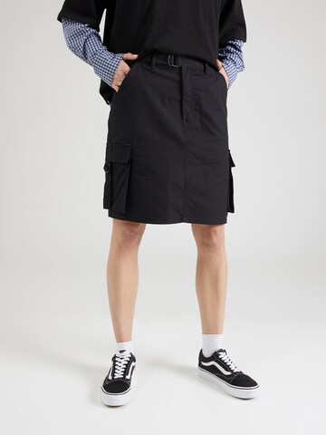Gonna 'COBRA' di VANS in nero: frontale