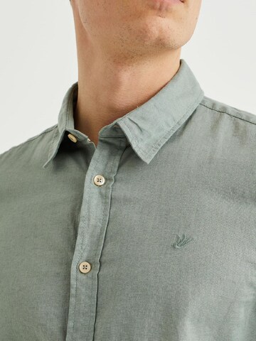 WE Fashion Slim fit Button Up Shirt in Green