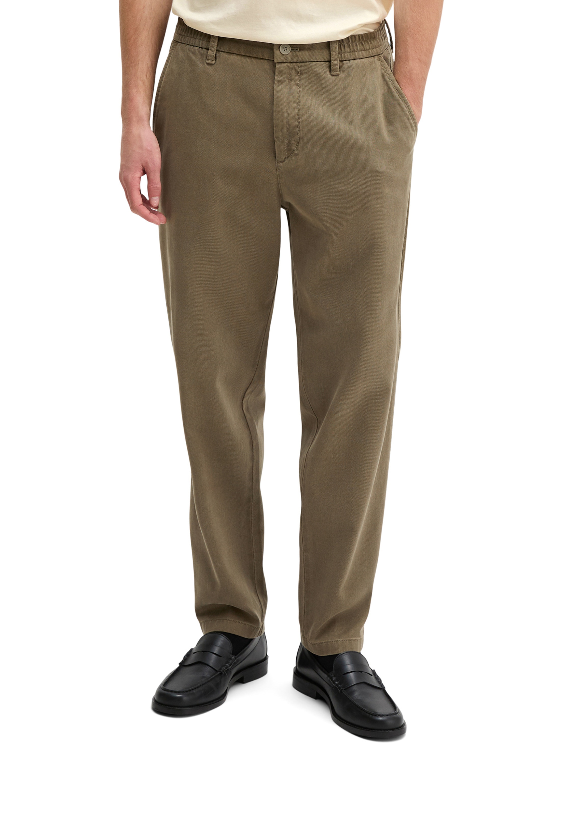 Marc O'Polo Tapered Chino trousers 'Belsbo' in Brown: front