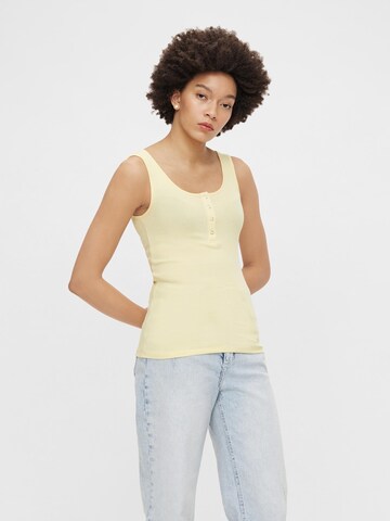 PIECES Top 'Kitte' in Yellow: front