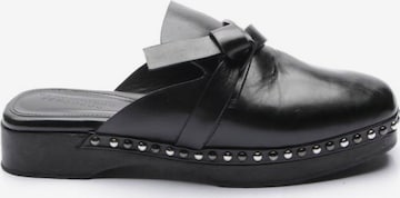 Schumacher Flats & Loafers in 42 in Black: front