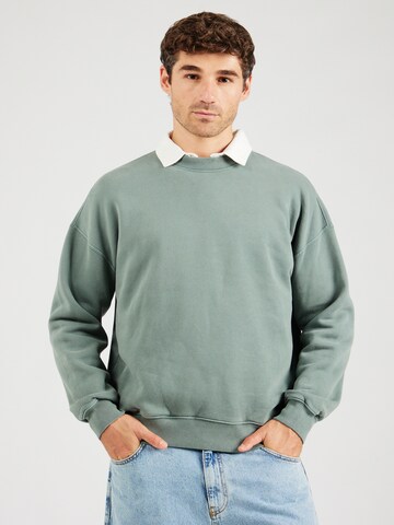 Abercrombie & Fitch - Sweatshirt 'ESSENTIAL' em verde: frente