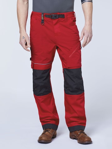Expand Regular Cargo Pants in Red: front