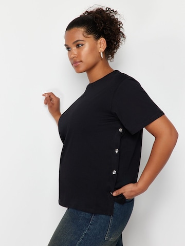 Trendyol Curve Shirt in Zwart: voorkant