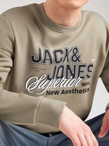 JACK & JONES Свитшот в Серый