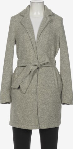 VERO MODA Jacket & Coat in XS in Grey: front