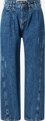 NEON & NYLON Wide leg Bandplooi jeans 'BEA' in Blauw: voorkant