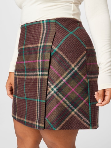 Tommy Hilfiger Curve Skirt in Brown