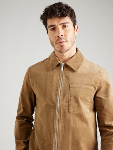 ABOUT YOU x Jaime Lorente Between-Season Jacket 'Emilio' in Brown