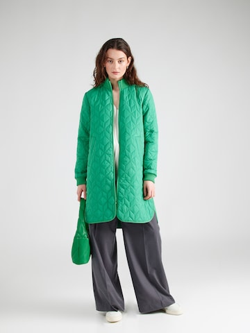 ILSE JACOBSEN Between-seasons coat in Green