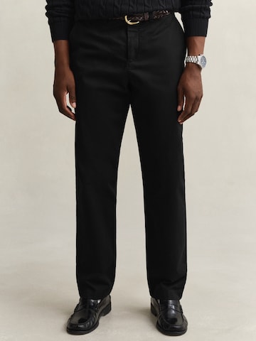GANT regular Παντελόνι τσίνο σε μαύρο: μπροστά