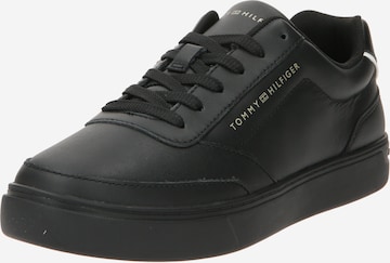 TOMMY HILFIGER Sneakers laag in Zwart: voorkant