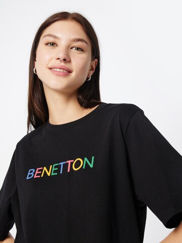 UNITED COLORS OF BENETTON T-Shirt in Schwarz