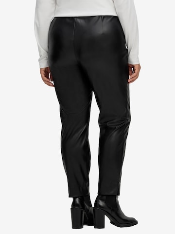 SHEEGO Slim fit Pants in Black
