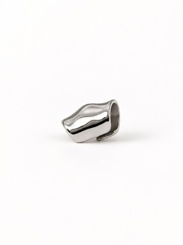 Kamiko Ohrringe 'Nola Cuff'‌‌‌‌‌‌ in Silber: Vorderseite