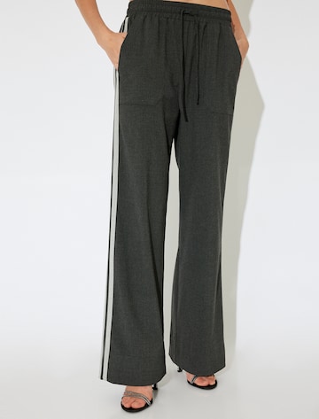 Koton Wide Leg Hose in Grau: Vorderseite