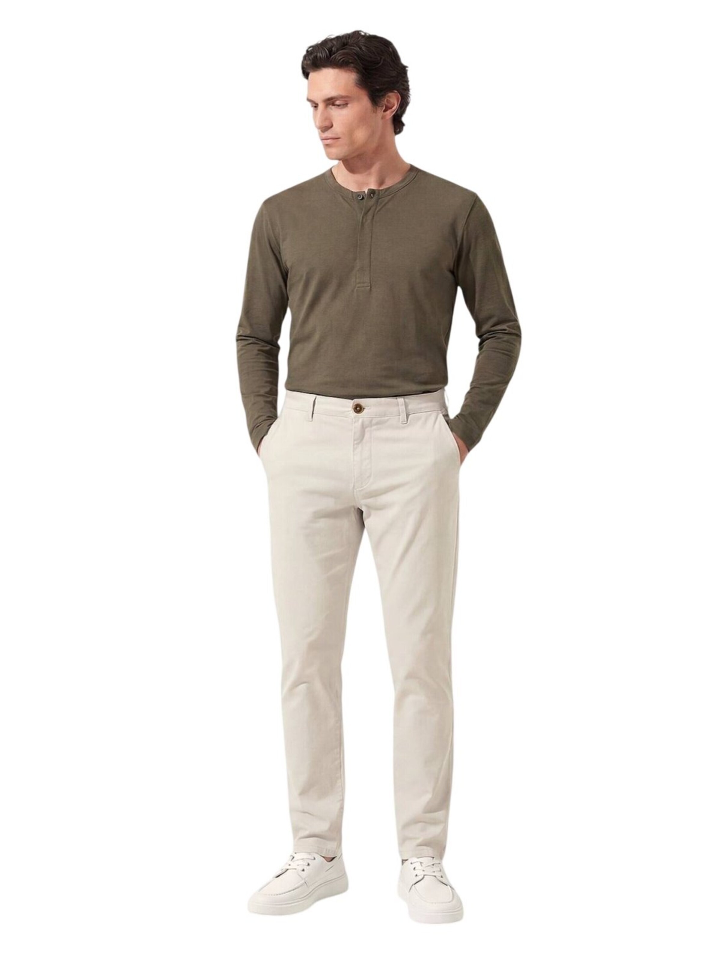 Ramsey Regular Chino in Beige