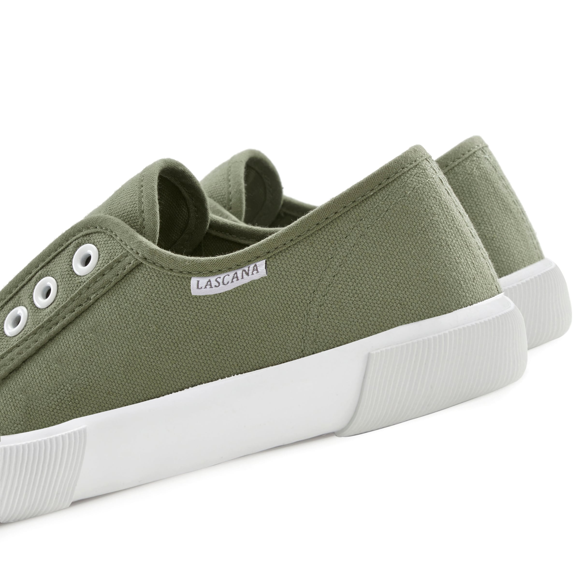 zaļš LASCANA Brīvā laika apavi bez aizdares