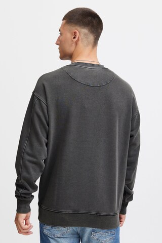 !Solid Sweatshirt in Grey