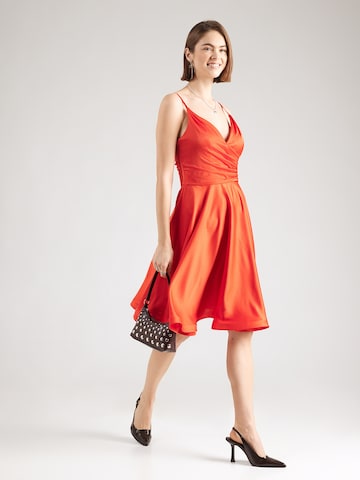 mascara Коктейльное платье в Красный