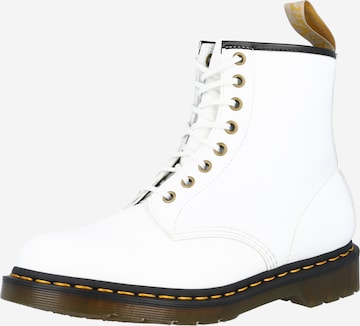 Dr. Martens Veterlaarsjes in Wit: voorkant