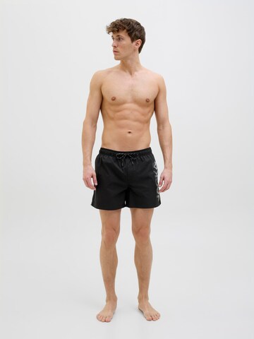 Pantaloncini da bagno 'JPSTMaui' di JACK & JONES in nero