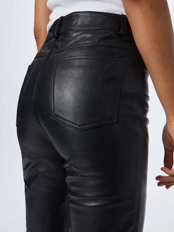 Coupe slim Pantalon 'Phoenix' Deadwood en noir