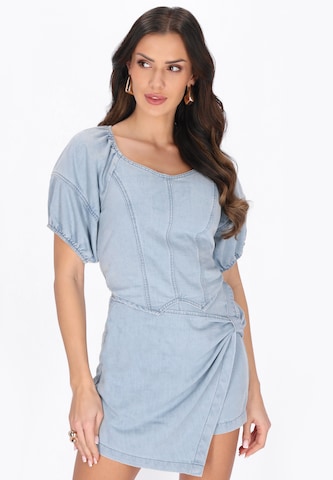 faina - Blusa en azul: frente