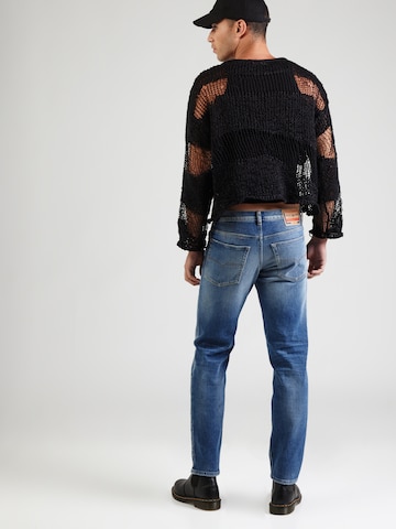 DIESEL Regular Jeans '2023 D-FINITIVE' in Blau