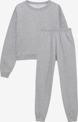 Pull&Bear Sweatsuit in Grey: front