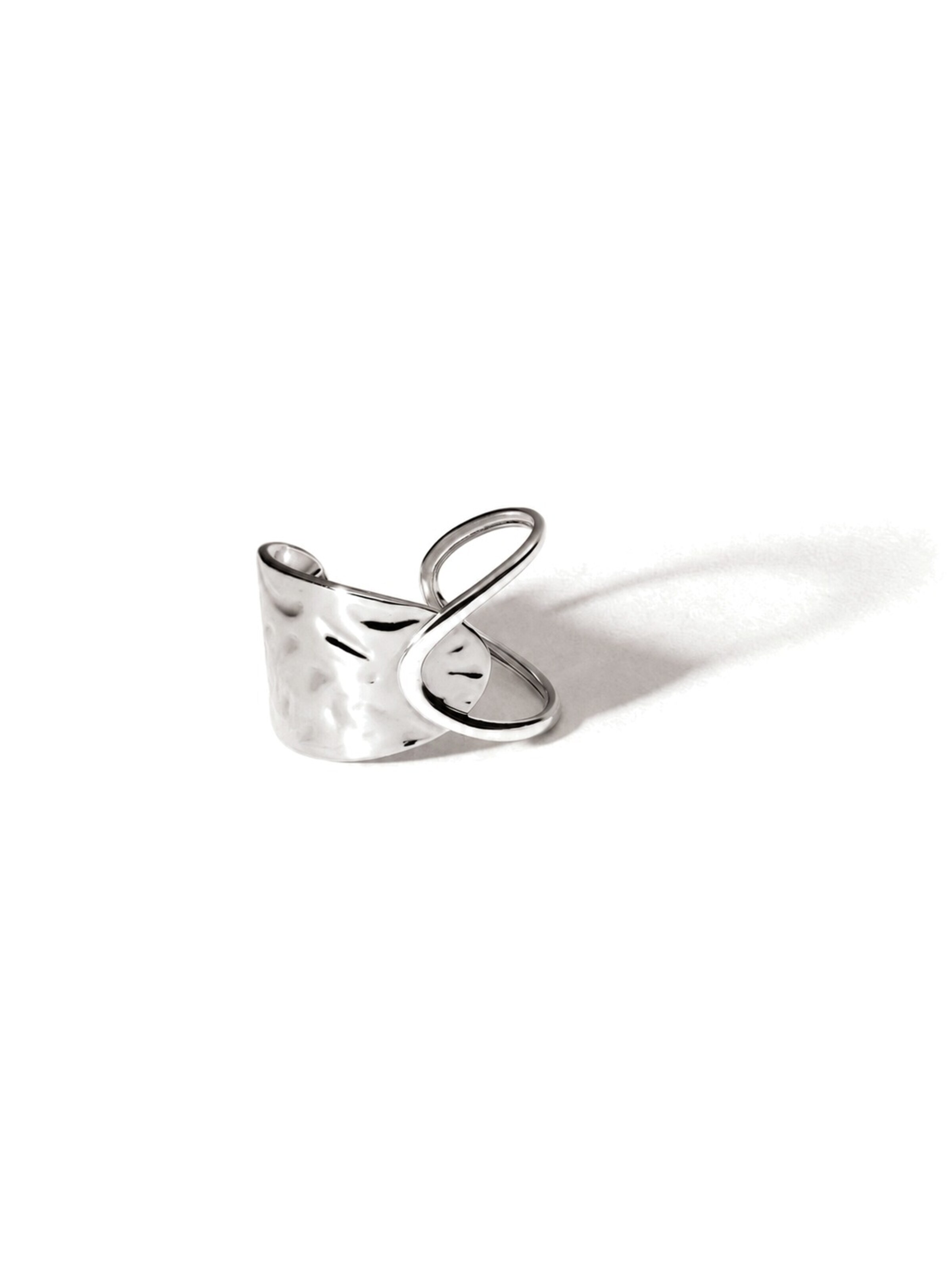 hiBALI Ring 'Bond'‌‌‌‌‌‌‌ in Silber: Vorderseite