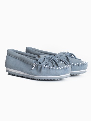 Minnetonka Mocassins 'Kilty' in Blauw