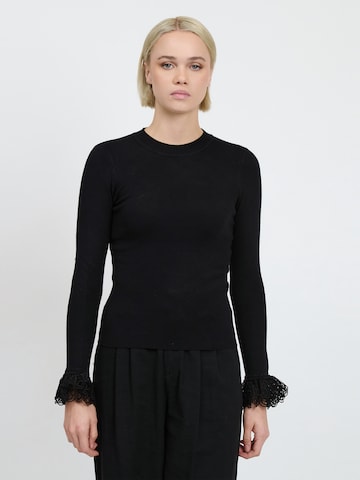 Influencer Sweater in Black: front