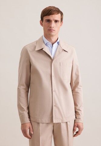 Coupe regular Chemise SEIDENSTICKER en beige : devant