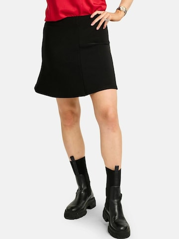 Liberte Essentiel Skirt ' HENNE ' in Black: front
