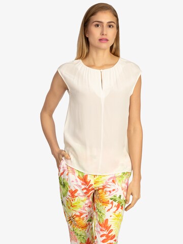 APART Blouse in White: front