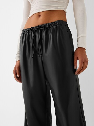 Bershka Wide leg Broek in Zwart