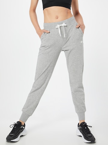 4F Tapered Workout Pants in Grey: front