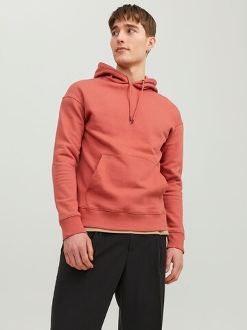 JACK & JONES Sweatshirt i röd: framsida